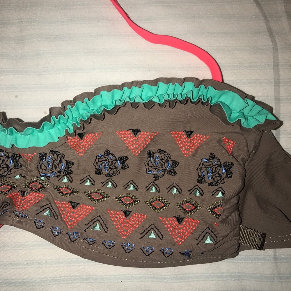 SWIM TOP - Picture 2 of 4